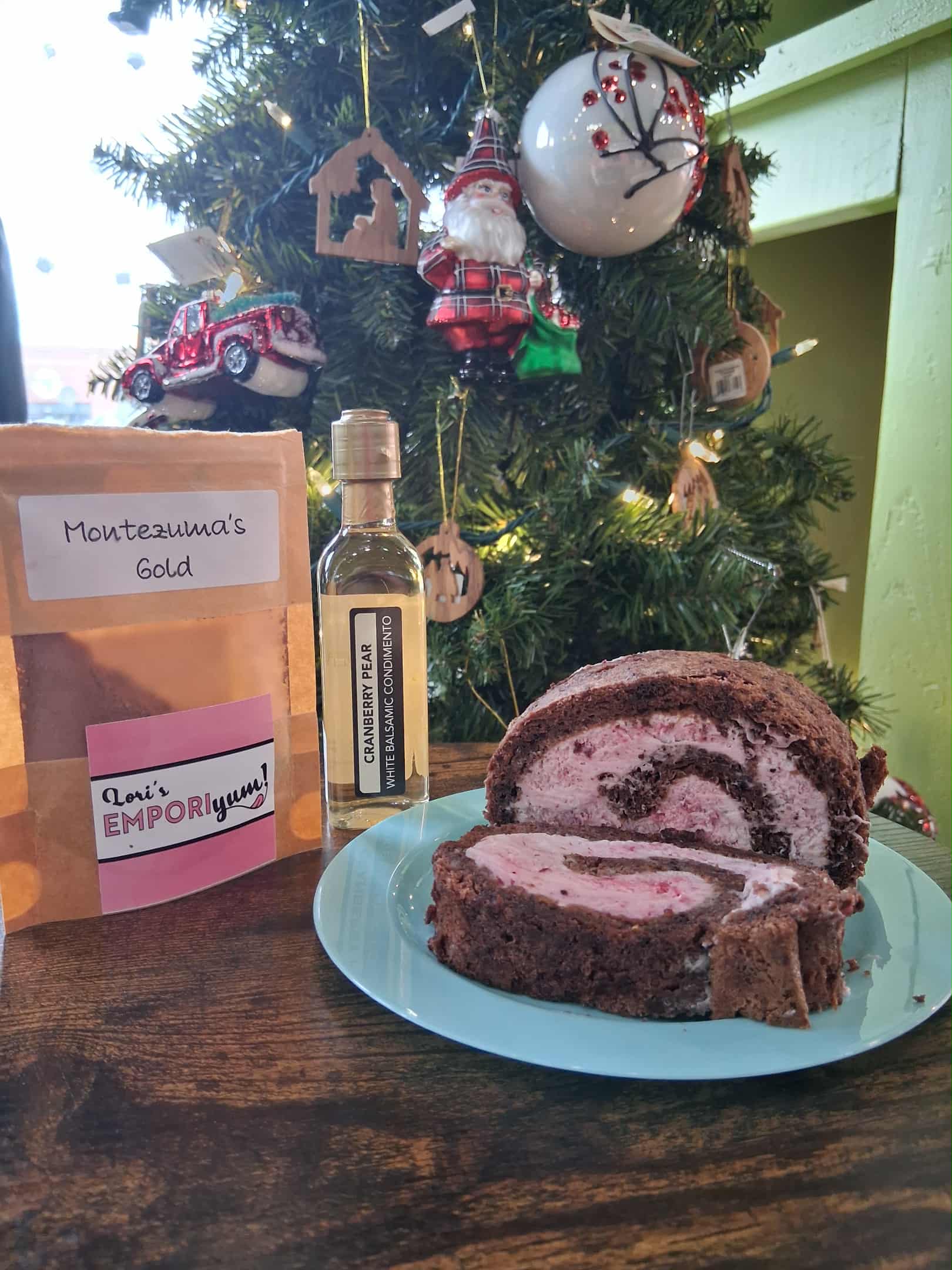 Jolly Holly’s Yuletide Roll 🎄